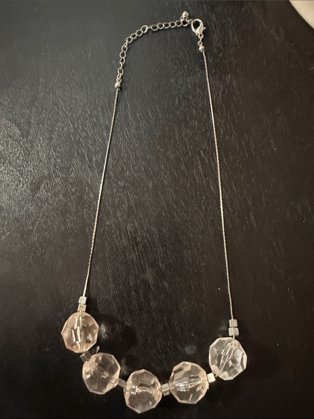 Unk Clear Faceted Crystal Bead Necklace with Silver Chain